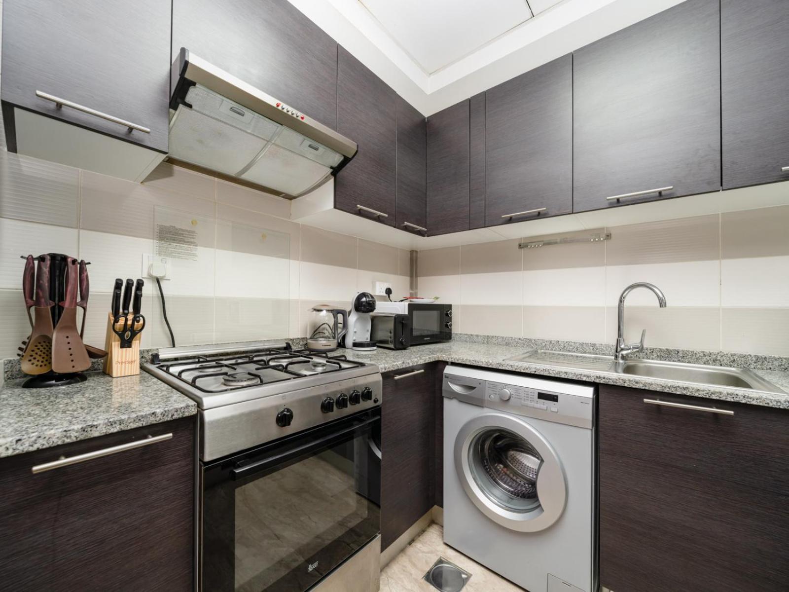 Chic And Spacious 1-bedroom In Prime Location In Jvt * Dubai