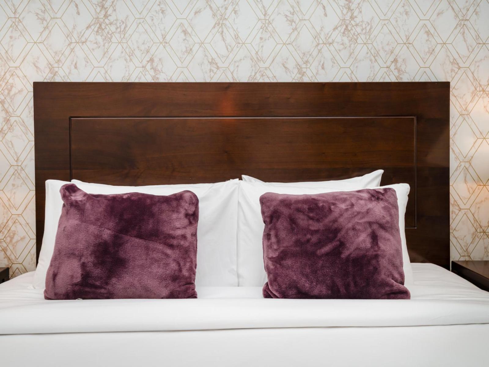 Chic And Spacious 1-bedroom In Prime Location In Jvt Dubai